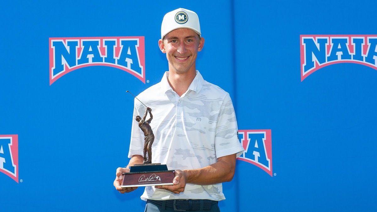 Easton Johnson of The Master's (Calif.) Named Men's Golfer of the Year