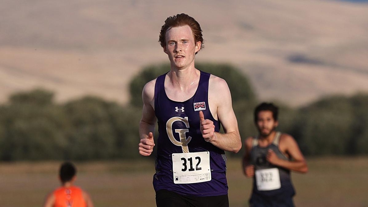 NAIA - Men's Cross Country - Runner of the Week - Alex Martin - College of Idaho 