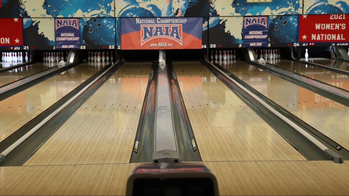 2022 NAIA Women's Bowling All-Americans and Coach of the Year
